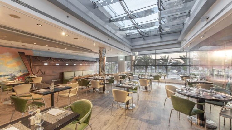 Golden Sands Hotel Creek